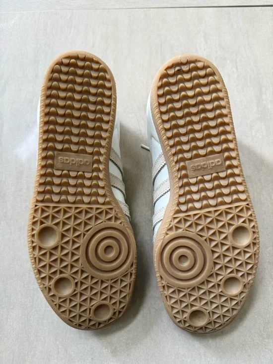 Adidas Samba Classic White Leather Sneakers - Picture 7 of 11